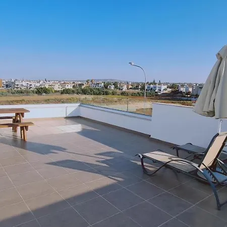 Stay Trinity Beach Apts Paralimni Exterior photo